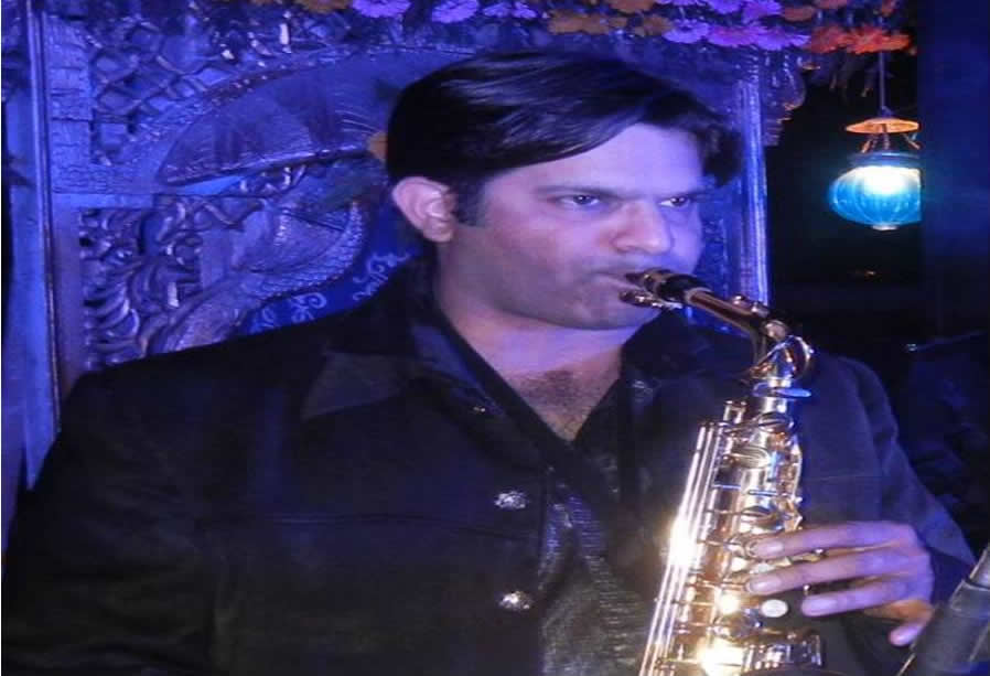 best saxophone player chandigarh
