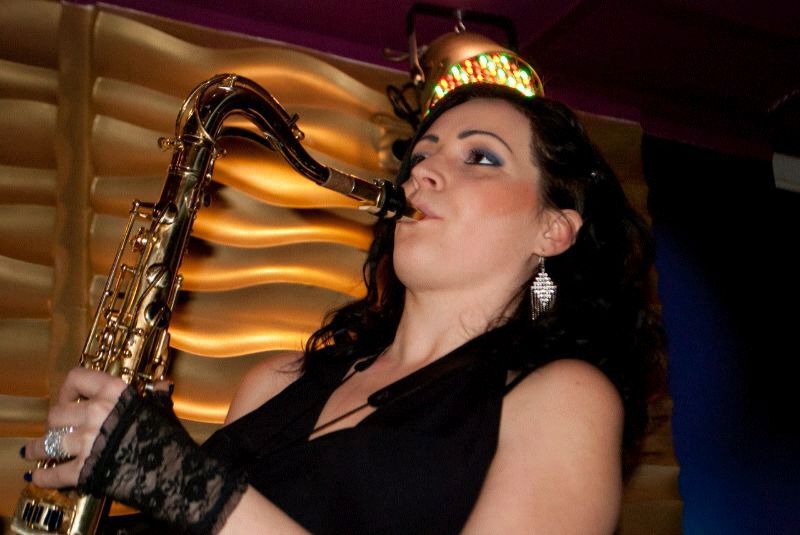 female saxophone player chandigarh